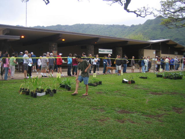 Attendees line up 2010